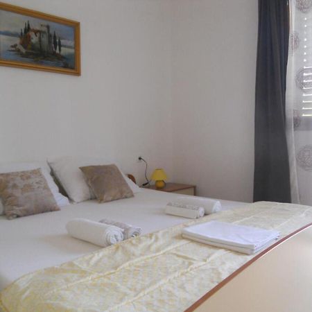 Apartments Ivo - With Terrace Supetarska Draga Extérieur photo